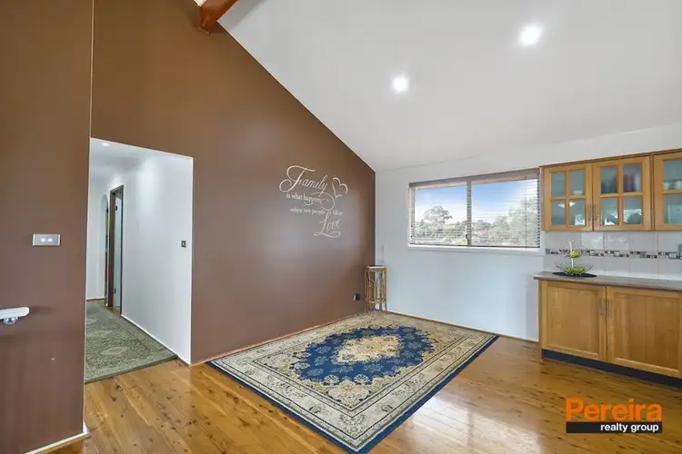 5 Teviot Place, St Andrews NSW 2566