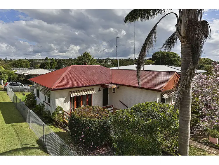 2 Shiel Street, Rangeville QLD 4350
