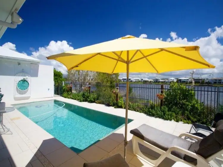 8 Plimsol Court, Wurtulla QLD 4575