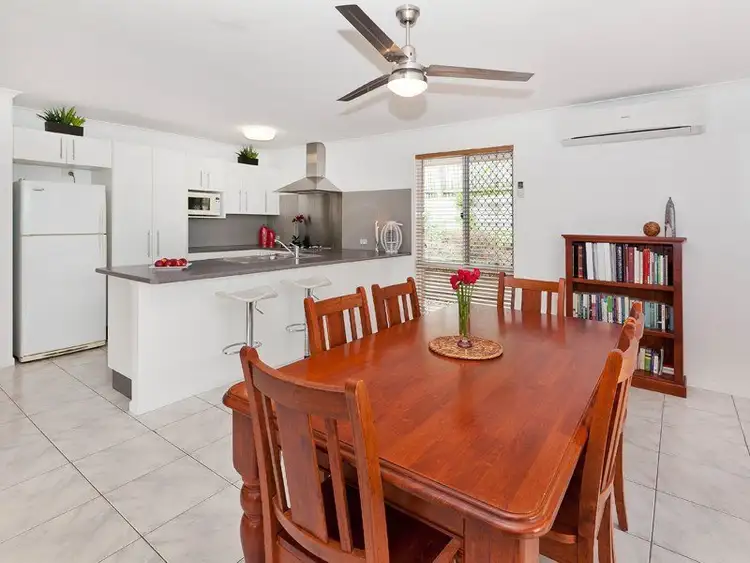 42 Cityview Road, Sinnamon Park QLD 4073
