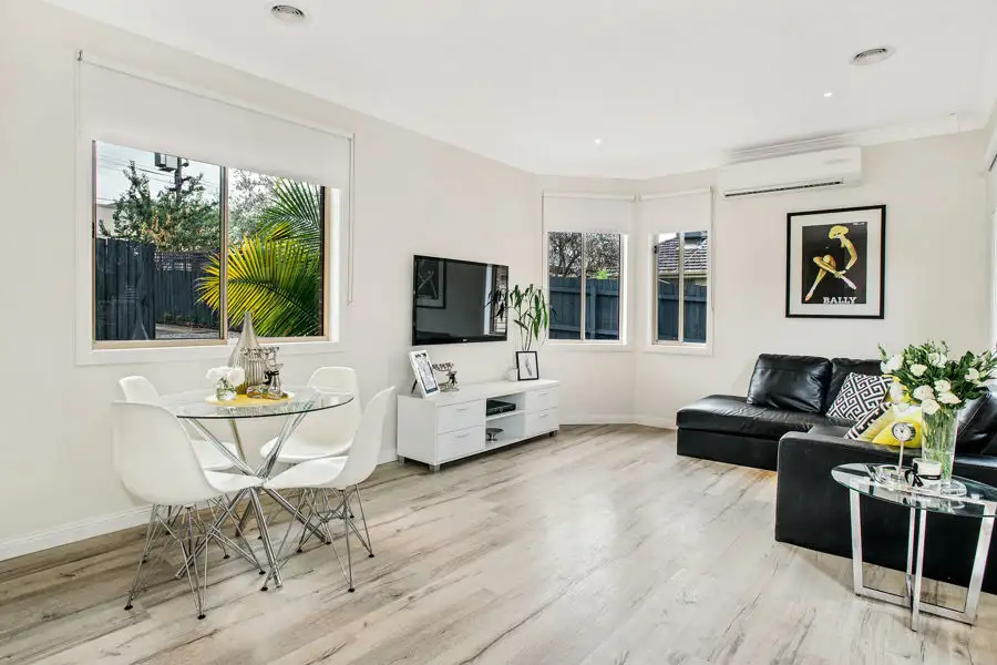 Main view of Homely unit listing, 2/1 Scott Street, Mitcham VIC 3132