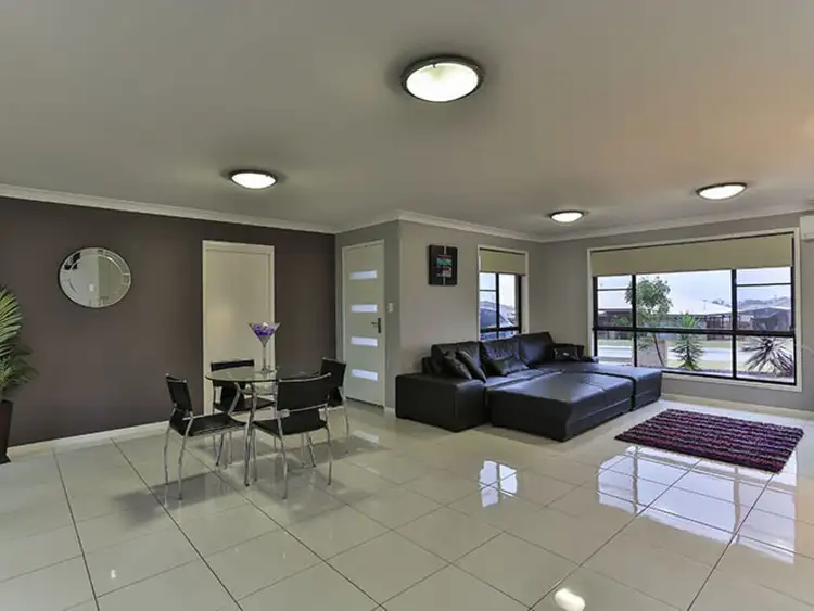 Fifth view of Homely unit listing, 1/3 Coverack Street, Kleinton QLD 4352