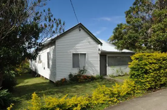12 Azalea Ave, Coffs Harbour NSW 2450