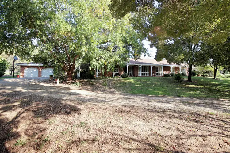 Fifth view of Homely house listing, 10 Norman Duck Avenue, San Isidore NSW 2650