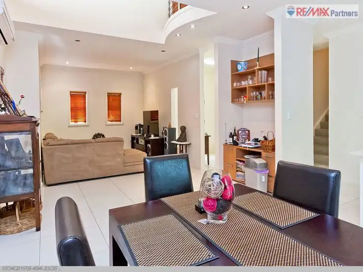 4/243 Torquay Tce, Torquay QLD 4655