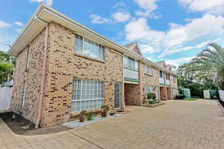 2/37 Cedar Street, Greenslopes QLD 4120