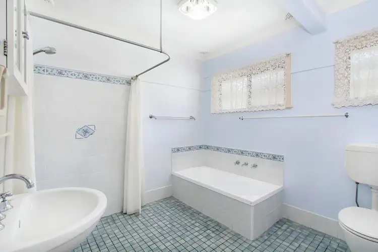 Fifth view of Homely house listing, 14 Southview Street, Tamworth NSW 2340