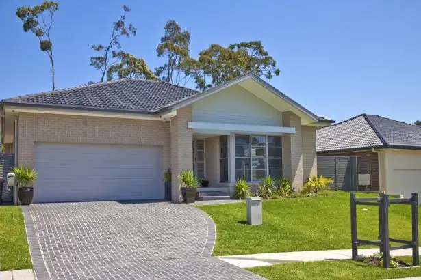 8 Crestview Street, Fletcher NSW 2287