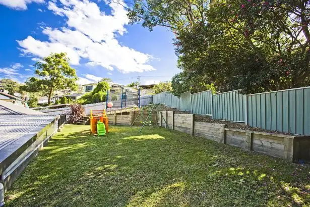 Seventh view of Homely house listing, 51 Pasadena Crescent, Macquarie Hills NSW 2285