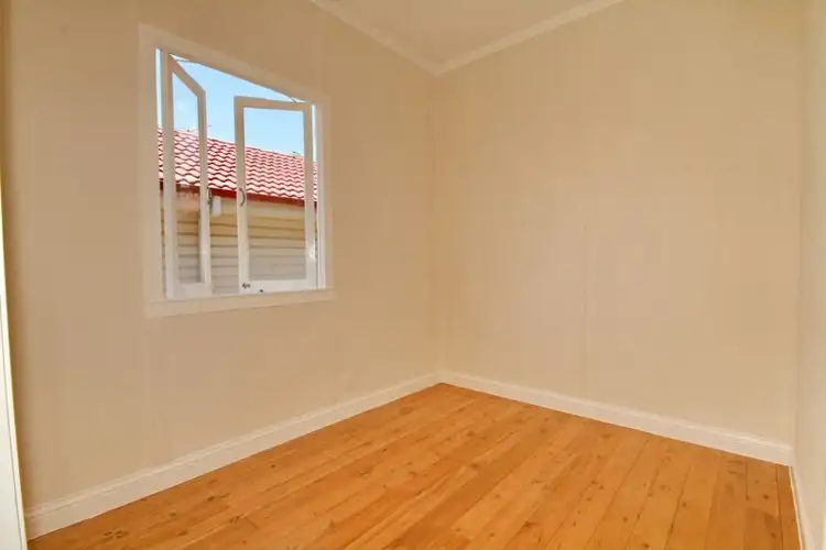 Sixth view of Homely house listing, 100 boxgrove avenue, Wynnum QLD 4178