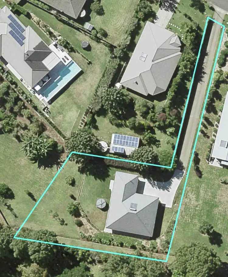 6 Laurel Street, Maleny QLD 4552