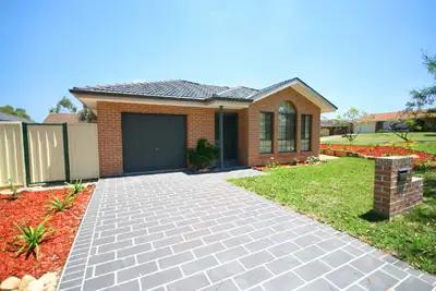 14 Chatsworth Road, St Clair NSW 2759