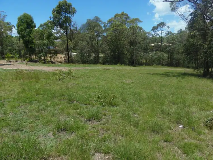 15 Duffy Court, Southside QLD 4570