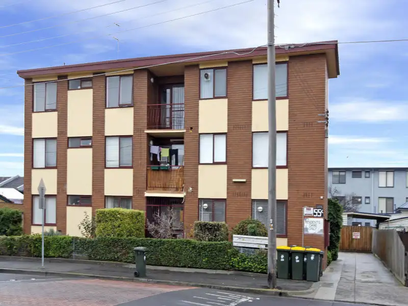 Main view of Homely apartment listing, 2/55C DeCarle St, Brunswick VIC 3056
