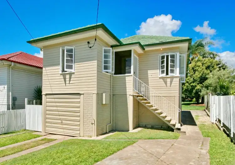 Main view of Homely house listing, 100 boxgrove avenue, Wynnum QLD 4178