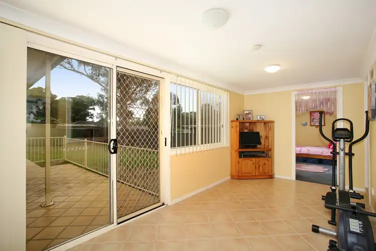 Fourth view of Homely house listing, 37 Lincoln Drive, Cambridge Park NSW 2747