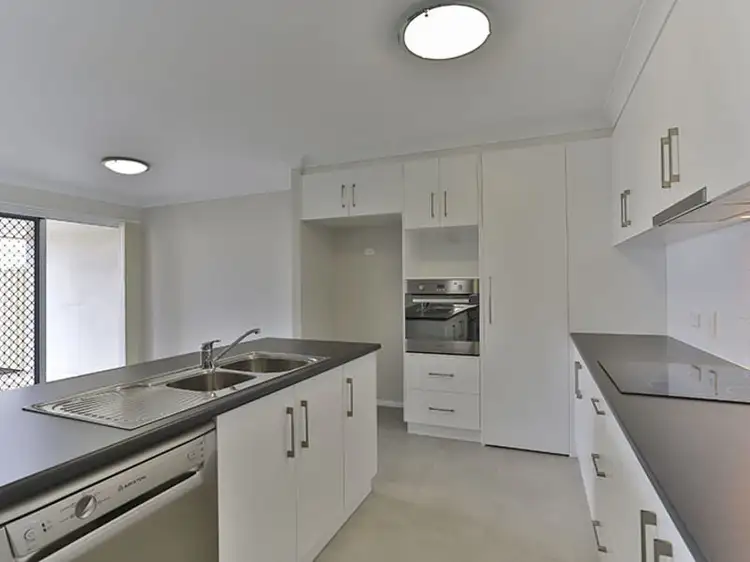 Fourth view of Homely semi-detached listing, 1/40 Shoesmith Road, Westbrook QLD 4350