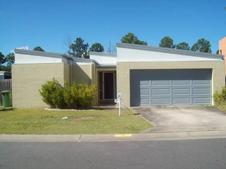 5 Ridgewood Close, Pacific Pines QLD 4211