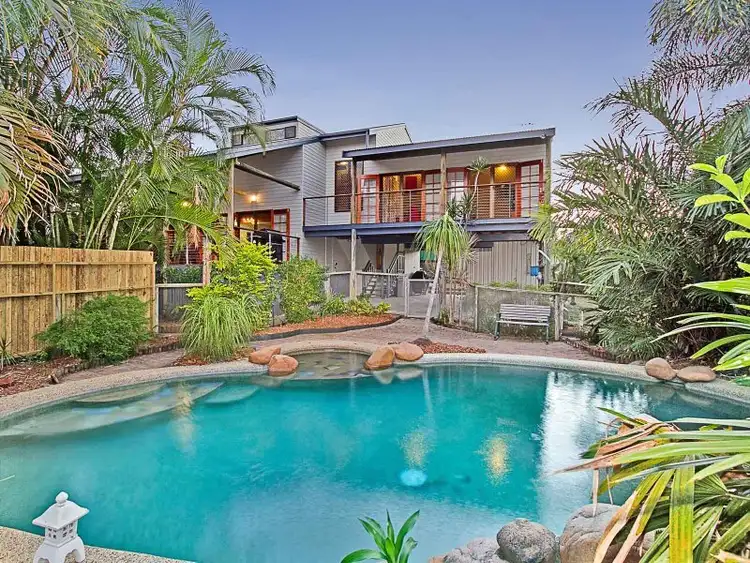 12 Hillgrove Court, Bushland Beach QLD 4818
