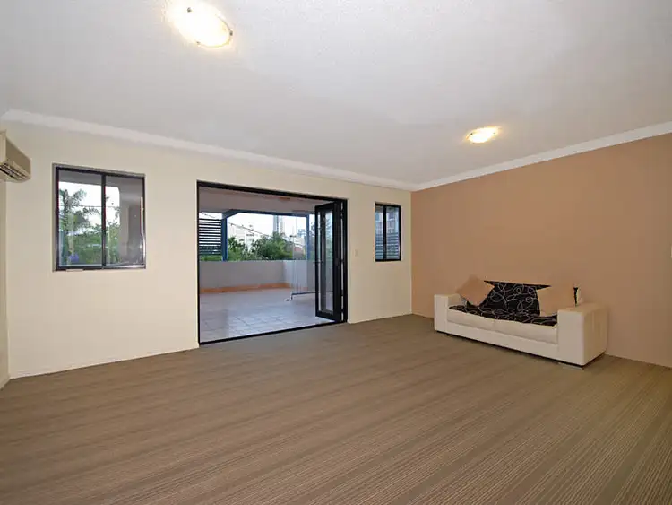 Second view of Homely apartment listing, 4B/26 Parish Street, Spring Hill QLD 4000