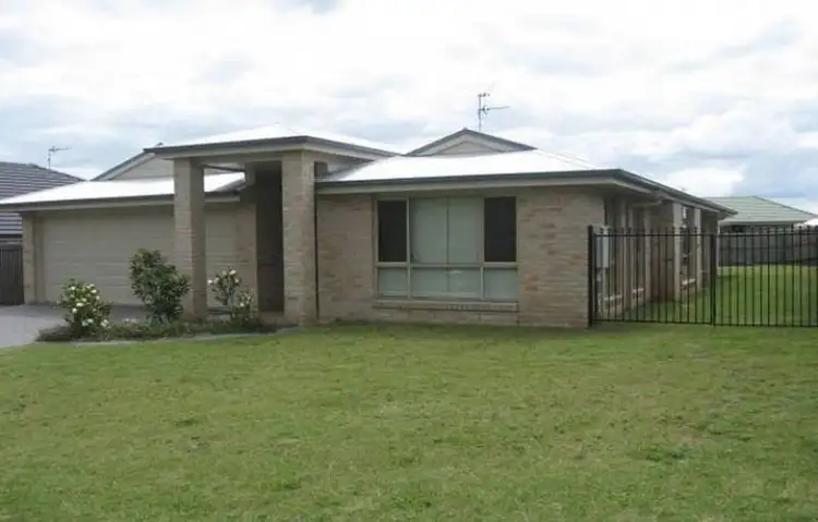 5 Moorina Cr, Harristown QLD 4350