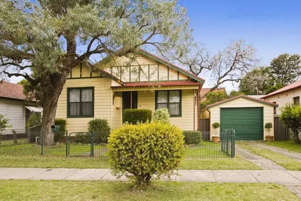 38 George Street, Mayfield East NSW 2304