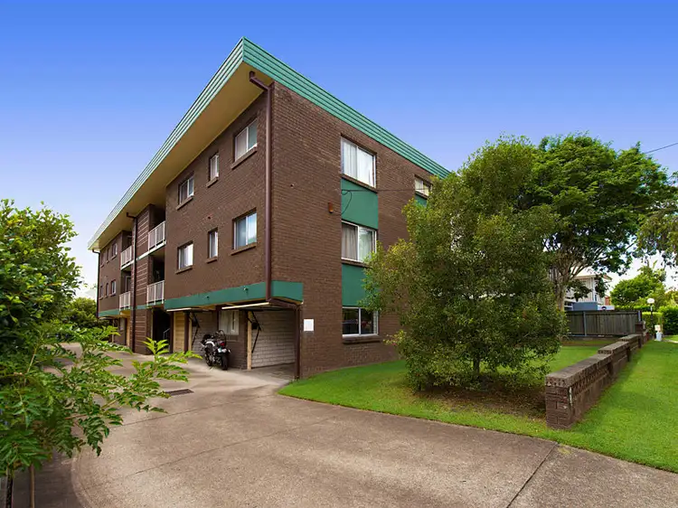 Second view of Homely unit listing, 2/32 Hood Street, Sherwood QLD 4075