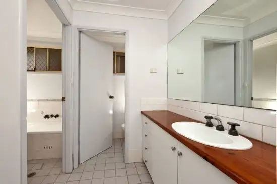 Fifth view of Homely house listing, 15 Kiara Close, Maryland NSW 2287