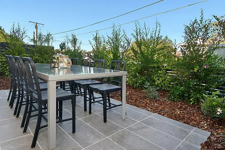 Fifth view of Homely unit listing, 1 / 19 Pickwick St, Cannon Hill QLD 4170