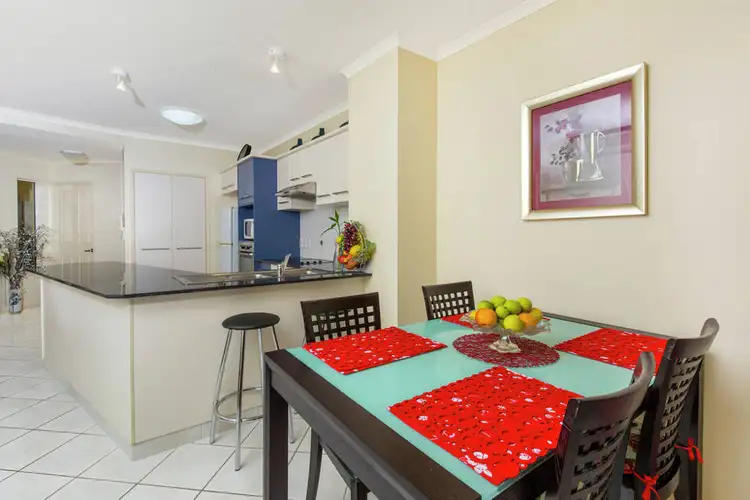 Third view of Homely unit listing, 2/275 Esplanade, Cairns North QLD 4870