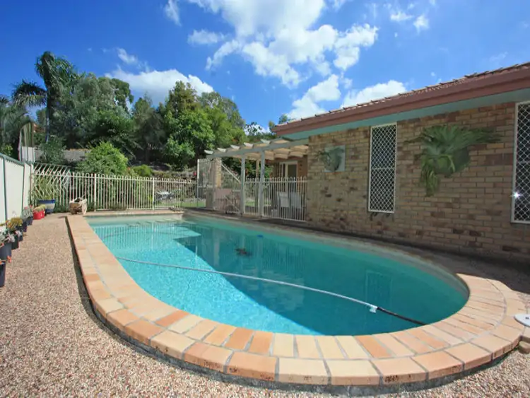 7 BROADWAY DR, Oxenford QLD 4210