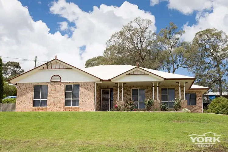 14 Scenic Court, Gowrie Junction QLD 4352