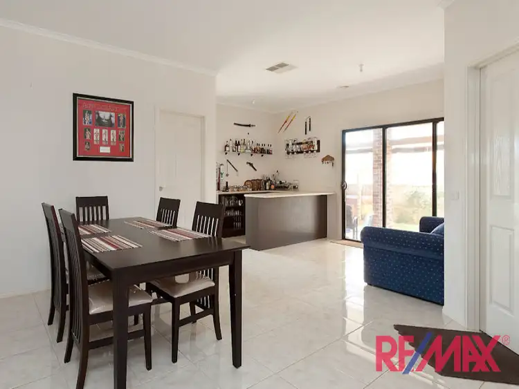 Sixth view of Homely house listing, 8 Lakewood Place, Berwick VIC 3806