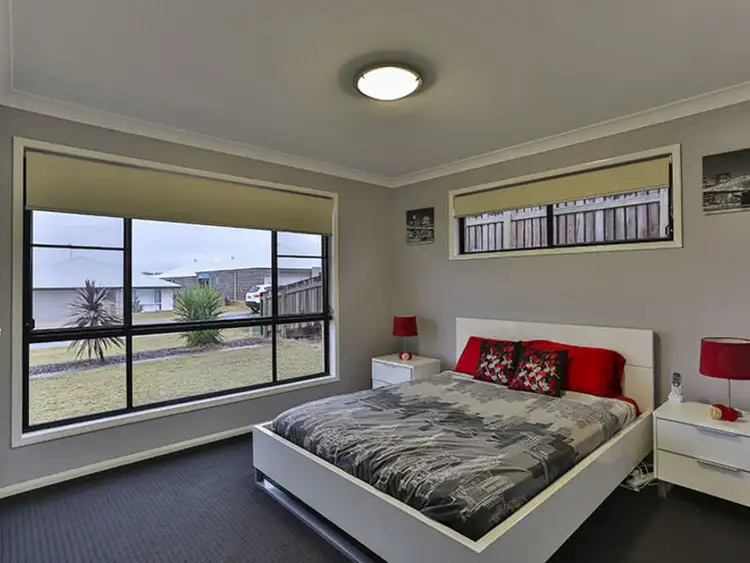Sixth view of Homely unit listing, 1/3 Coverack Street, Kleinton QLD 4352