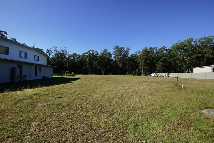 17 Tidal Crescent, Moonee Beach NSW 2450
