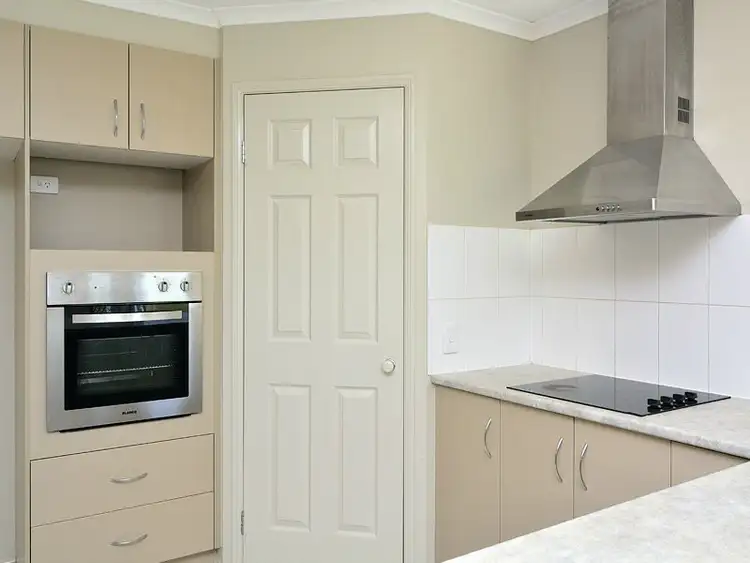 Sixth view of Homely house listing, 29 Ivory Close, Peak Crossing QLD 4306