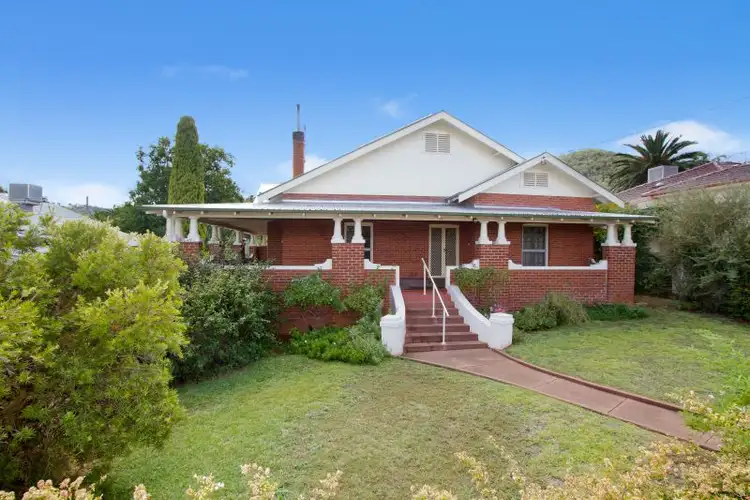 82 Napier Street, Tamworth NSW 2340
