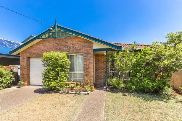 49 Fourth Street, Adamstown NSW 2289