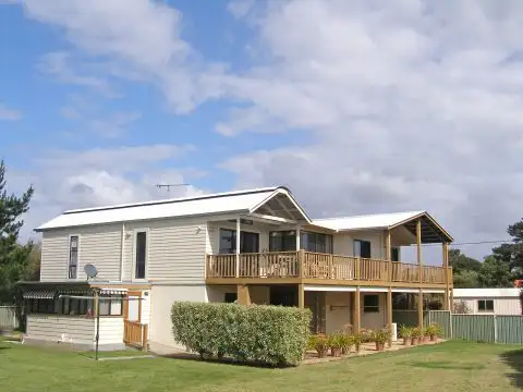 48 Greens Road, Greenwell Point NSW 2540