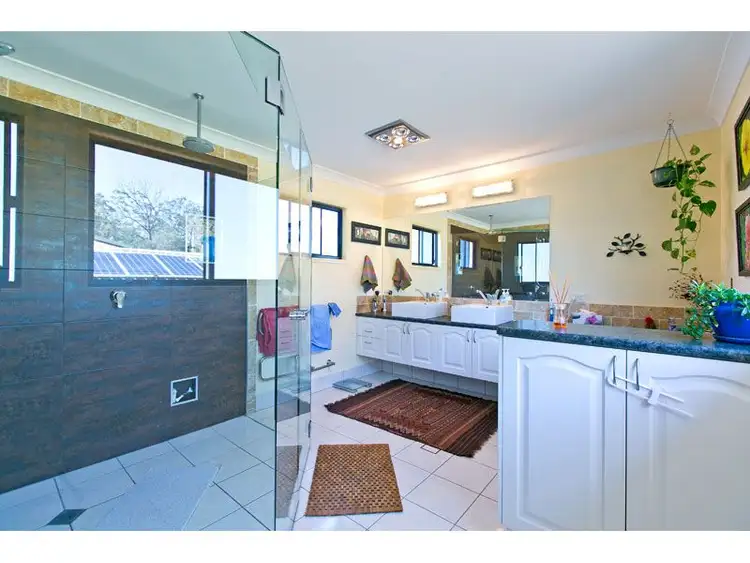Sixth view of Homely house listing, 2 PAYNE COURT, Alexandra Hills QLD 4161