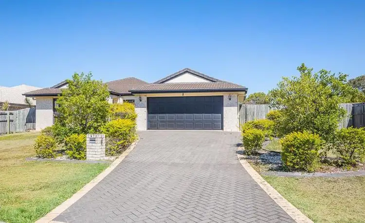 4 Doyle Court, Sandstone Point QLD 4511