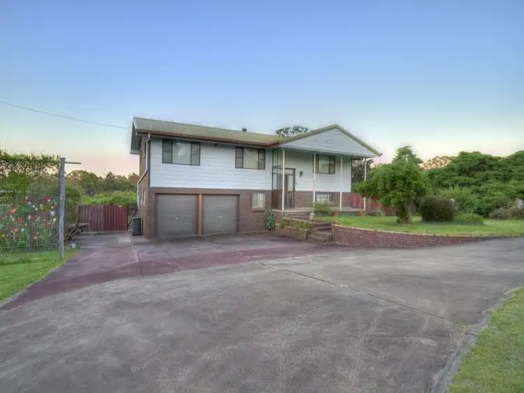 15 Panorama Dr, Glenvale QLD 4350