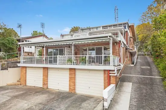 Main view of Homely unit listing, 2/11 Lynn Avenue, Point Frederick NSW 2250