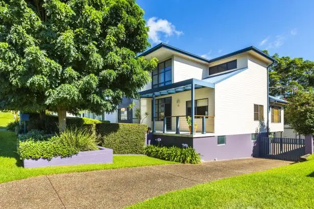 22 Morris Street, Eleebana NSW 2282