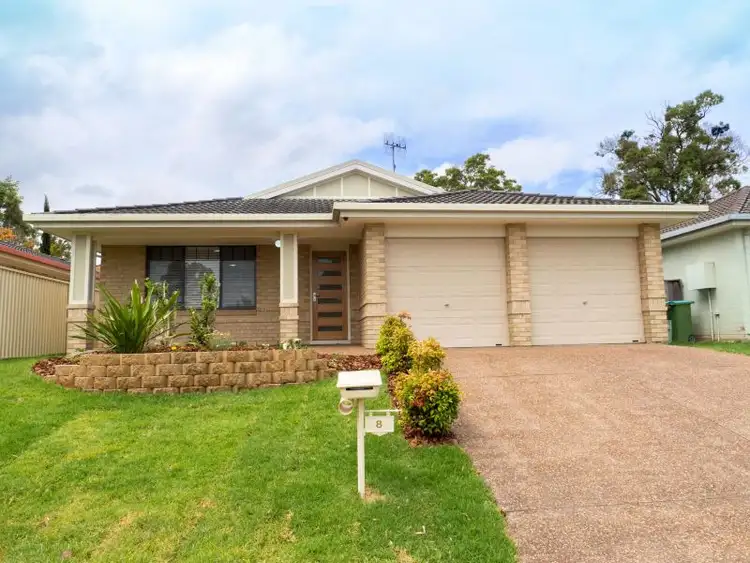 8 Dwyer Street, Blue Haven NSW 2262