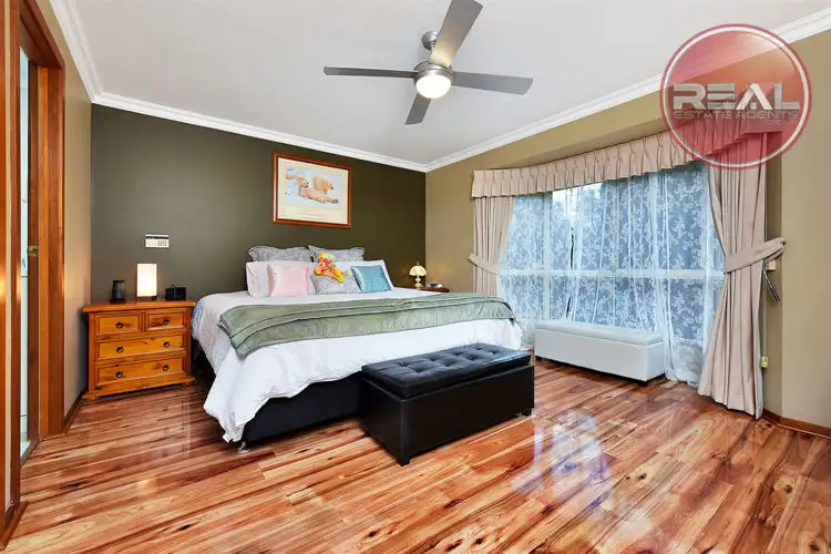 Fifth view of Homely house listing, 32 St Albans Drive, Salisbury Heights SA 5109