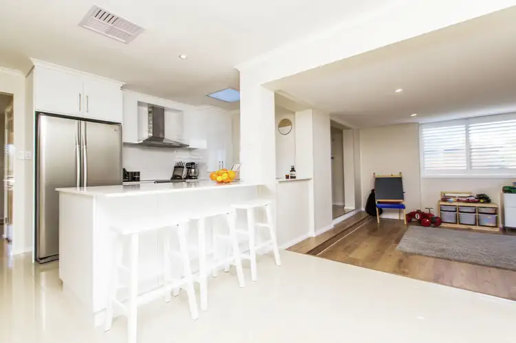 Fourth view of Homely house listing, 6 Ilex Street, Lake Albert NSW 2650