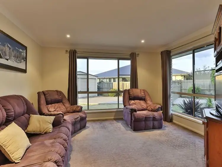 Second view of Homely house listing, 2A Kalimna Drive, Highfields QLD 4352