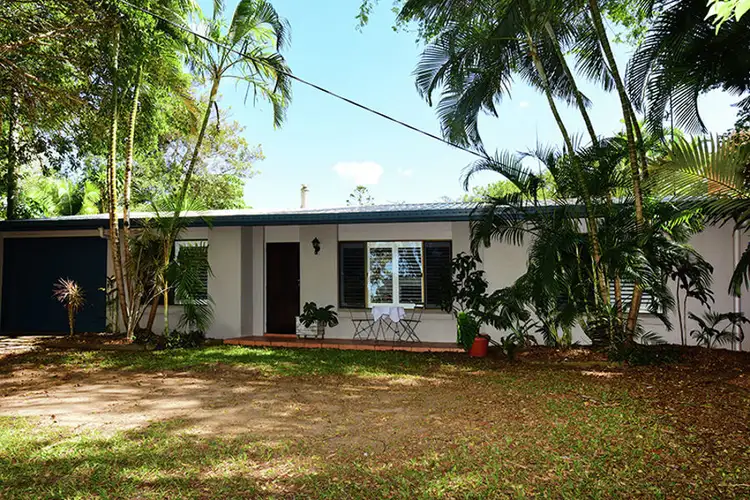 6 Roberts Street, Palmwoods QLD 4555