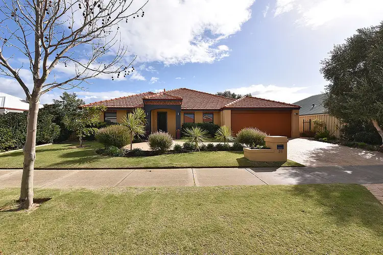 38 Woodstock Way, Butler WA 6036